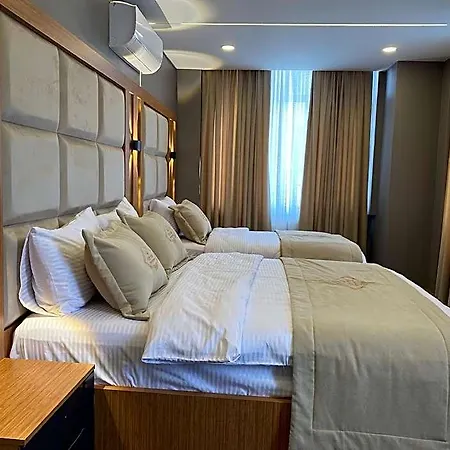 Esenyurt Vipinn מלון 5*